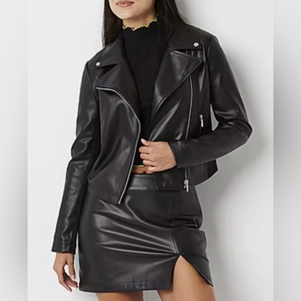 Juicy Couture Women’s Faux Leather Moto Jacket Side Paneling Black Medium NWT
